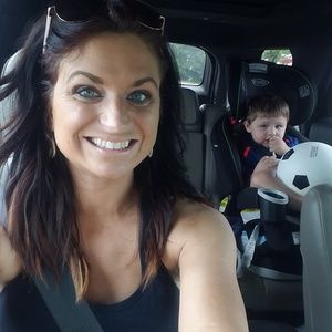 Meet your Posher, Candice